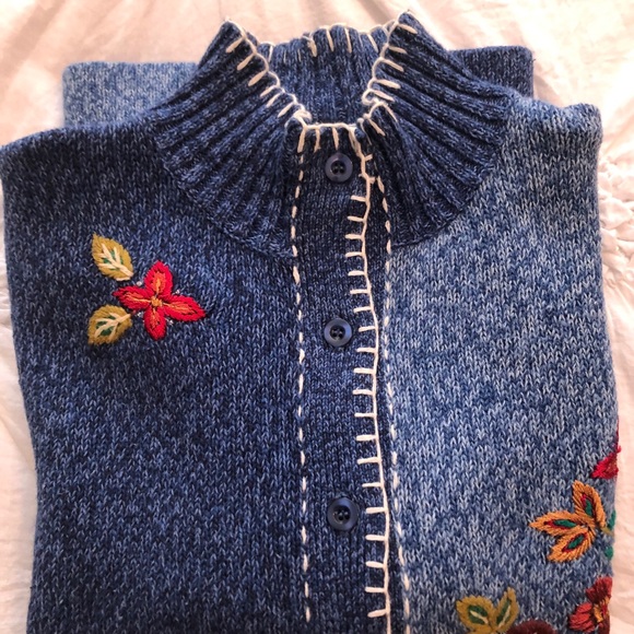 ERIKA vintage sweater size small - Picture 10 of 10